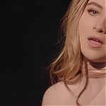 Sabrina_Carpenter_-_Smoke_and_Fire_28Official_Video29_mp41518.jpg