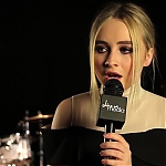 Sabrina_Carpenter_Talks_-Smoke___Fire-_Single2C_New_Album___Songwriting_mp40074.jpg