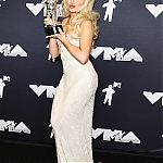 VMA2024backstage-132.jpg